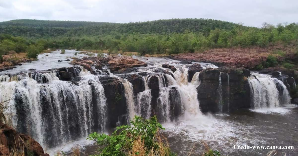 Best Places to Visit Near Hyderabad Within 300 km