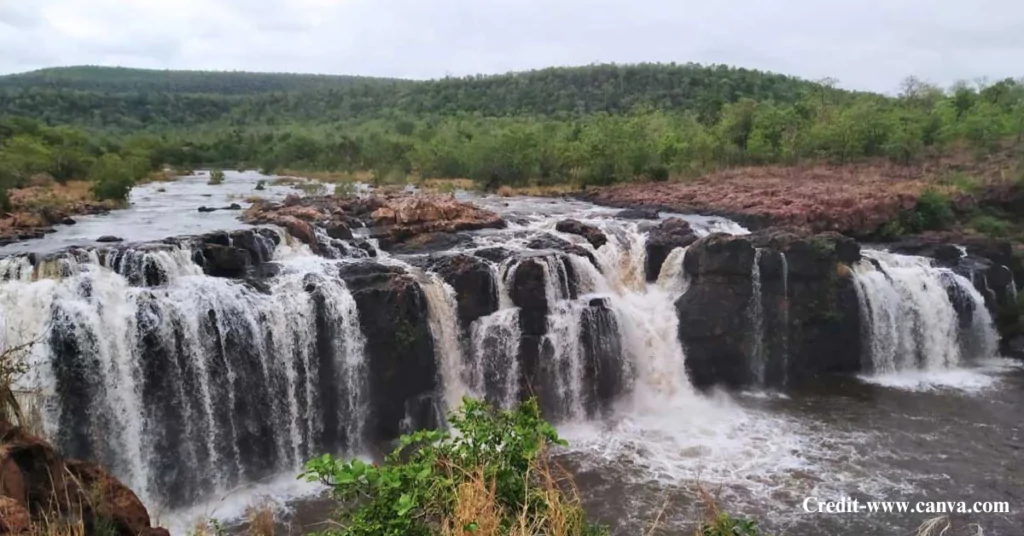 Best Places to Visit Near Hyderabad Within 300 km